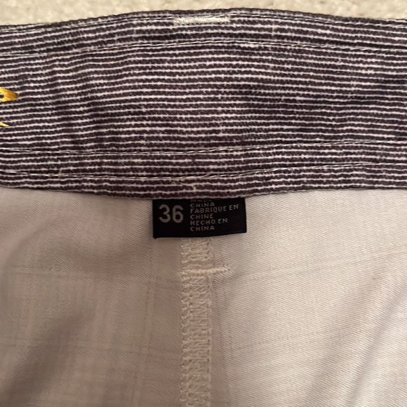 Men’s O’Neill Bathing Suit Size: 36 - Picture 3 of 3